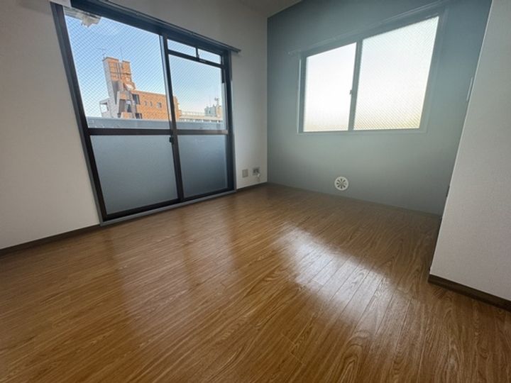 Shoei Building No.11の居間