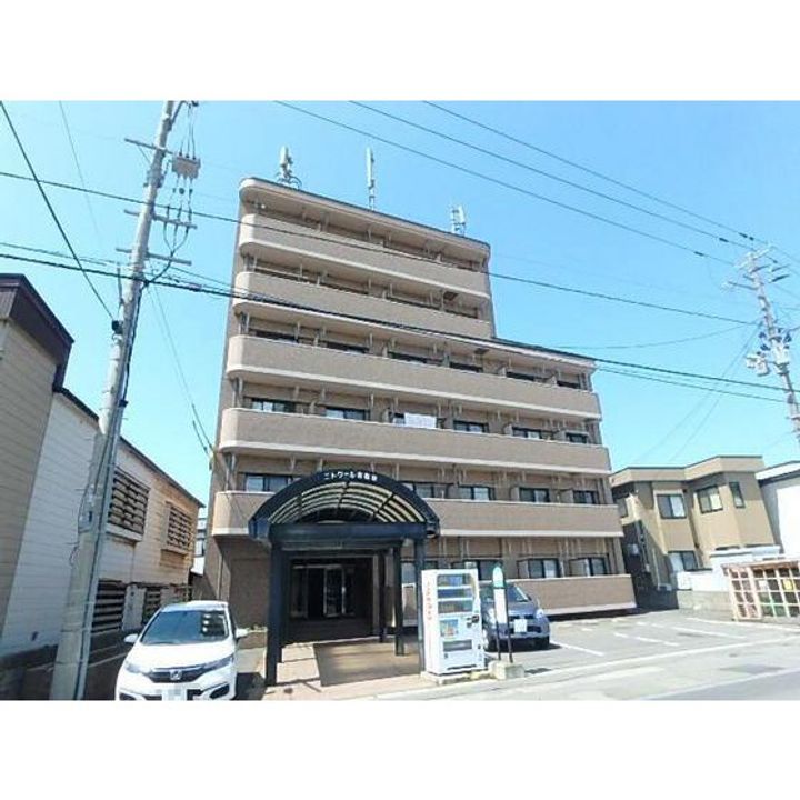 エトワール青森第1の外観