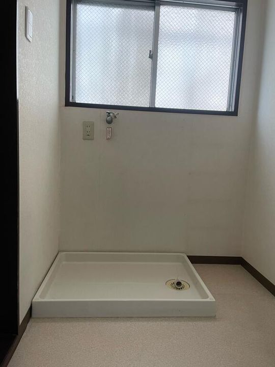 舟入コータースの内装