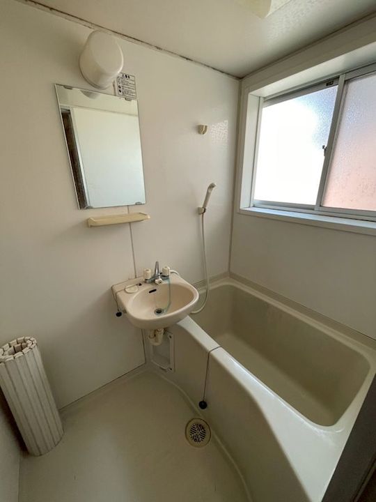 愛媛県新居浜市庄内町4(一戸建)の賃貸物件の風呂