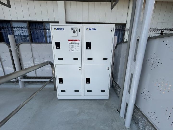 ルル・ミヤの玄関