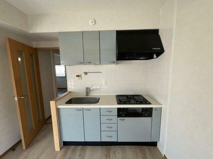 東京都世田谷区野毛1(マンション)の賃貸物件のキッチン