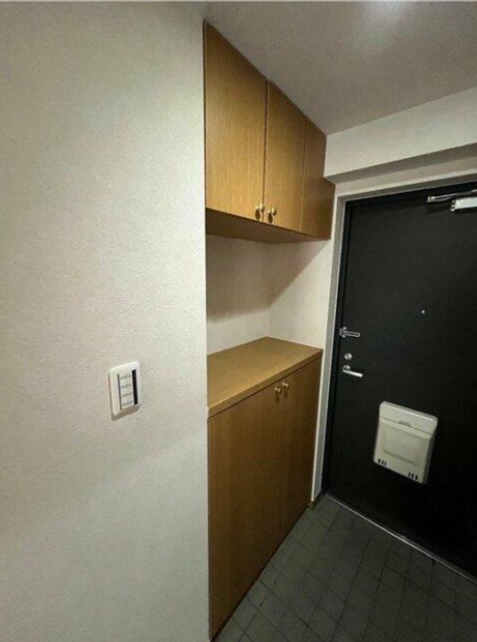 東京都世田谷区野毛1(マンション)の賃貸物件の玄関