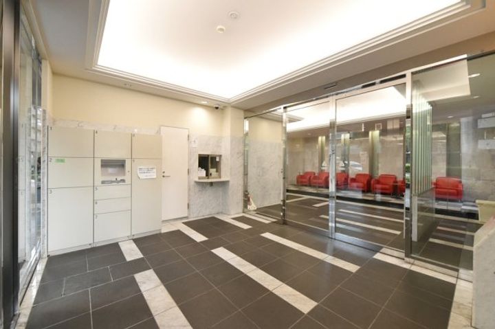 アヴァンツァーレ新宿ピアチェーレの地図