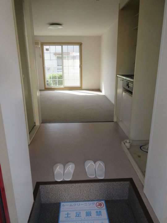 オリヴィエMARUTOMI Bの玄関