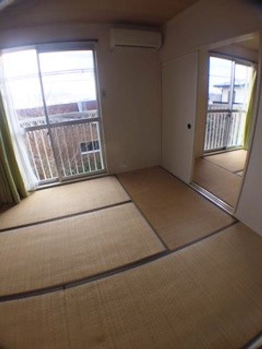 グランドハイツ藤倉の居間