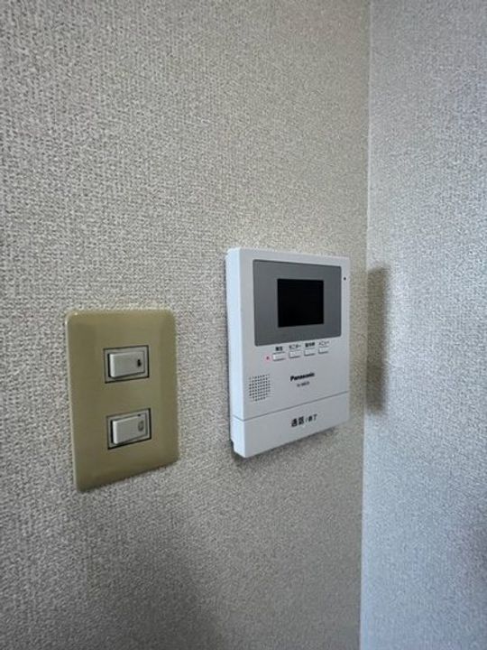 カウル湊の内装