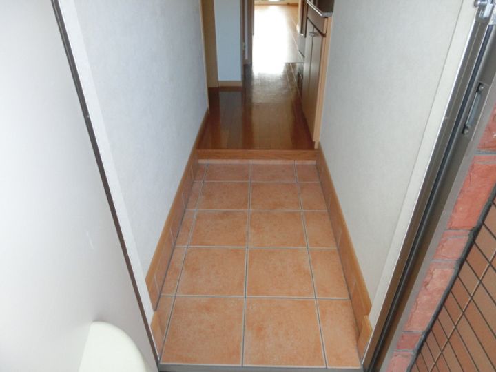 兵庫県姫路市北条梅原町(アパート)の賃貸物件の玄関