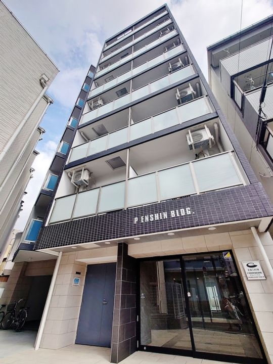 Pエンシンビルの外観