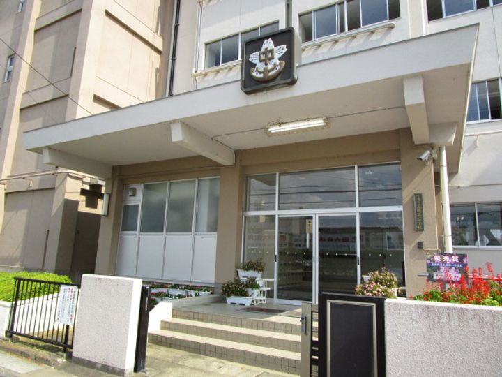 オレンジ館大手町の周辺