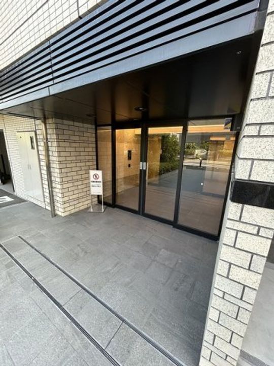 パレステージ六町IVの地図