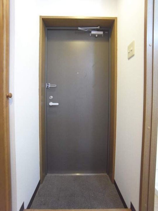 東京都文京区本郷2(マンション)の賃貸物件の玄関