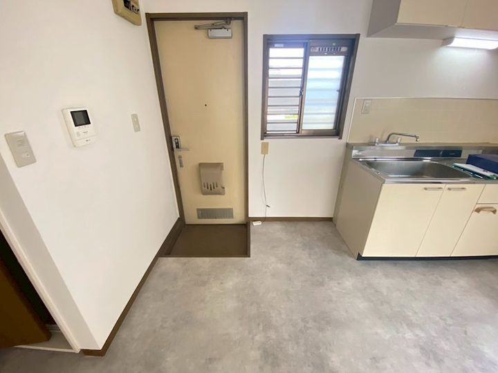 マルイホームの玄関