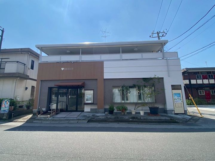 マルイホームの外観