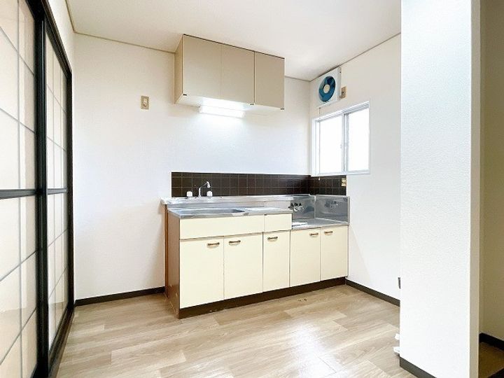 フォーブル三重野のキッチン