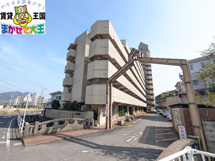 スカイハイツ西町A棟の外観