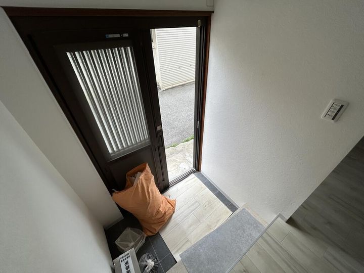 兵庫県神戸市須磨区禅昌寺町1(一戸建)の賃貸物件の玄関