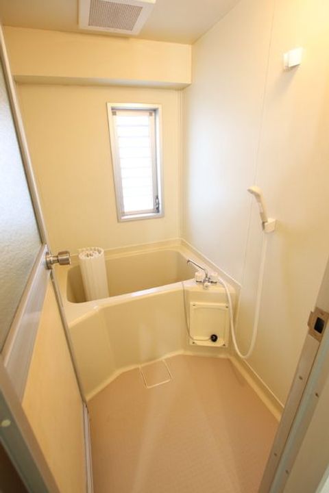 メゾン・ハマの風呂