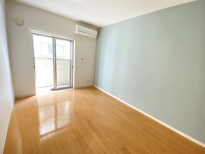 LussoVitaMAIHAMA(ルッソヴィータ舞浜)の居間