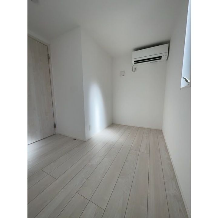 神奈川県横浜市旭区鶴ケ峰1(一戸建)の賃貸物件の内装