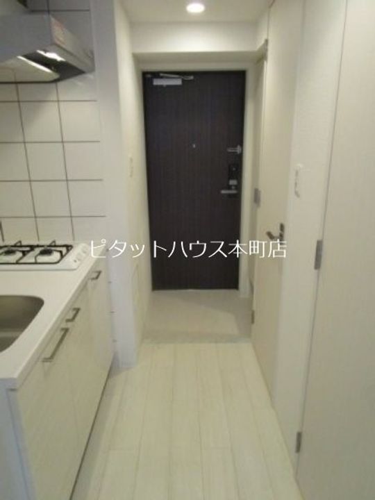 大阪府大阪市淀川区十三本町2(マンション)の賃貸物件の玄関