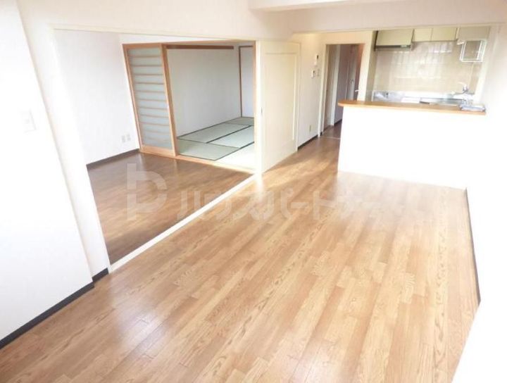 グランドハイムの居間