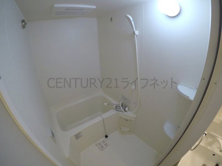 オリエンタル江坂の風呂