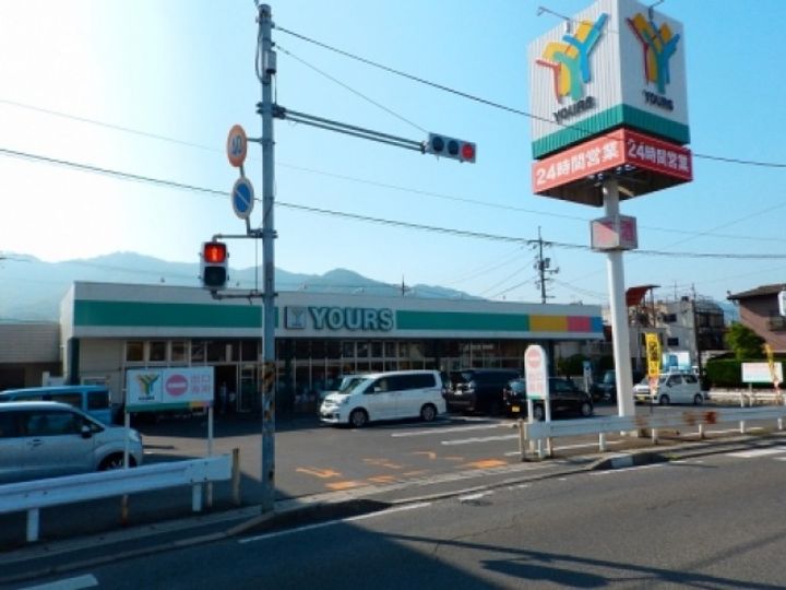 コンフォルトヒルズの周辺