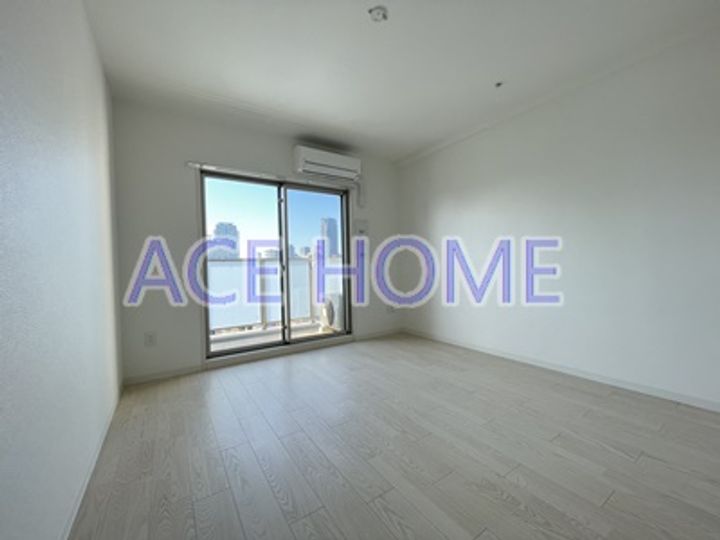 アドバンス大阪城ベレッツァの居間