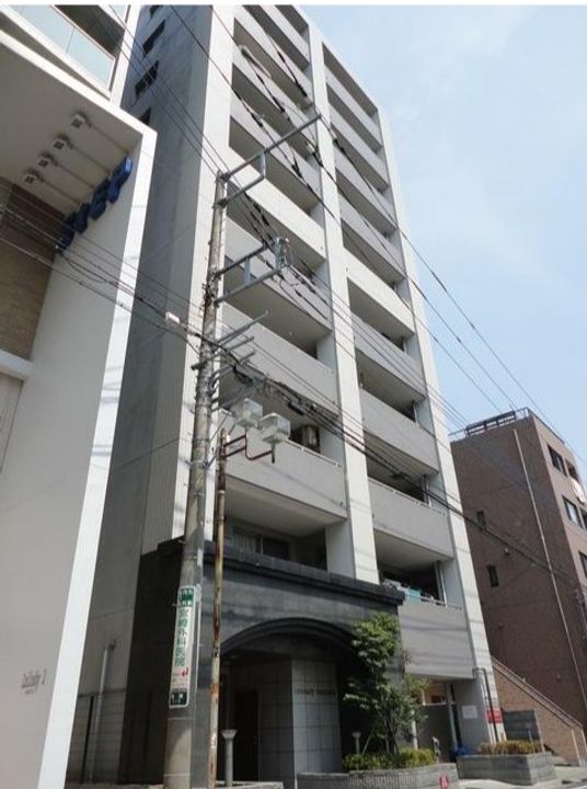 センチュリー鶴間の外観