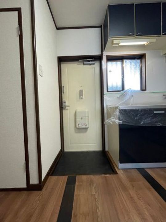 サンプレタ貴崎の玄関