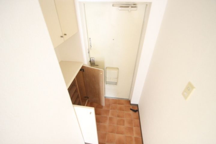 EFT-牛田東の玄関