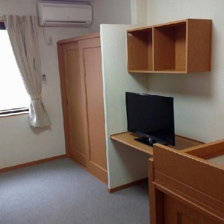 レオパレスファー イーズの内装