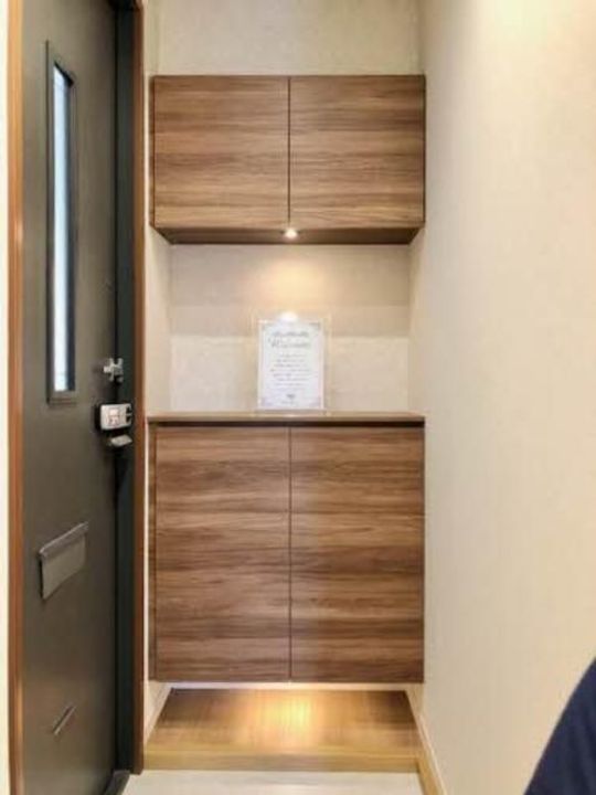 フローリの玄関