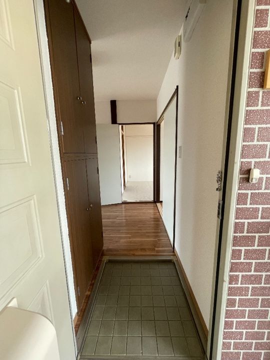 岡山県総社市総社(アパート)の賃貸物件の玄関