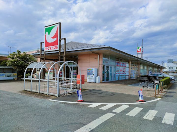 レオパレスカレーラ藤富の周辺