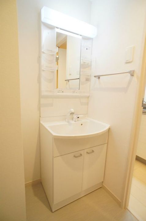 埼玉県さいたま市浦和区上木崎2(マンション)の賃貸物件の内装