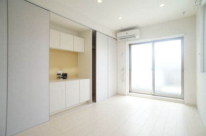 埼玉県戸田市新曽南1(マンション)の賃貸物件の居間