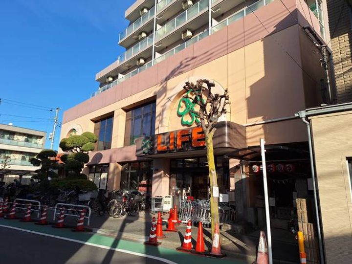 シエル・シュヴァリエの周辺