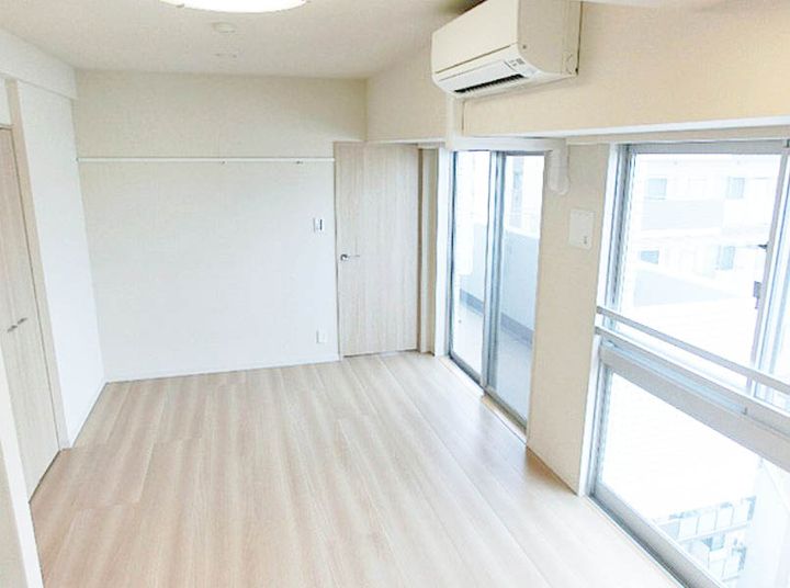 東京都台東区松が谷2(マンション)の賃貸物件の居間