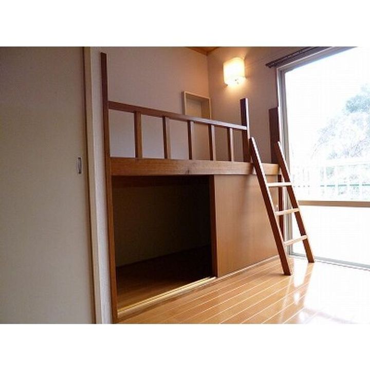 ハイツ宝積寺の居間