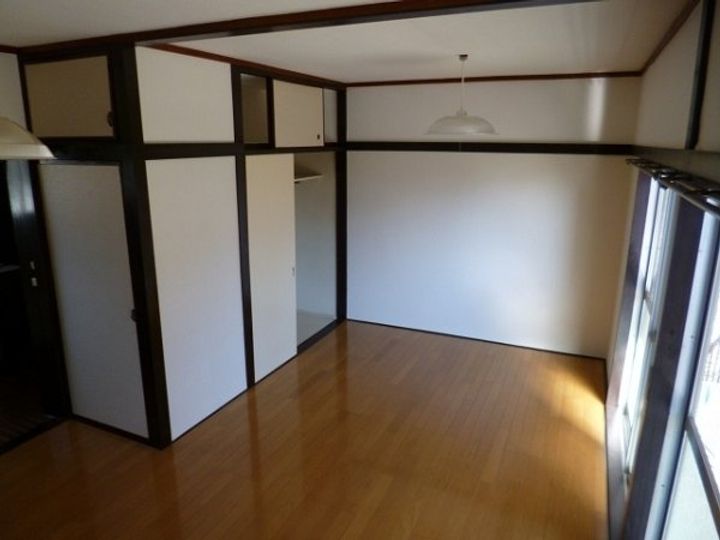 東京都八王子市川口町(マンション)の賃貸物件の居間