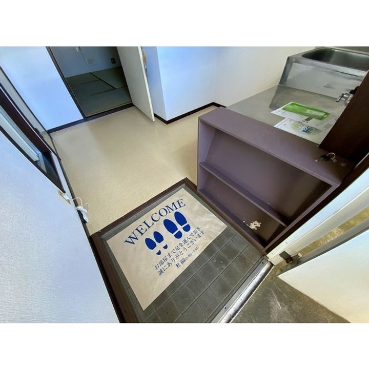 ハビテーション野口の玄関