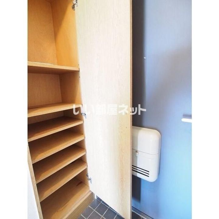 栃木県宇都宮市大寛2(マンション)の賃貸物件の玄関