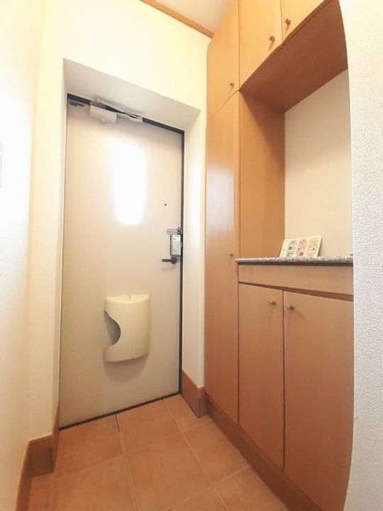 福島県いわき市泉もえぎ台3(アパート)の賃貸物件の玄関