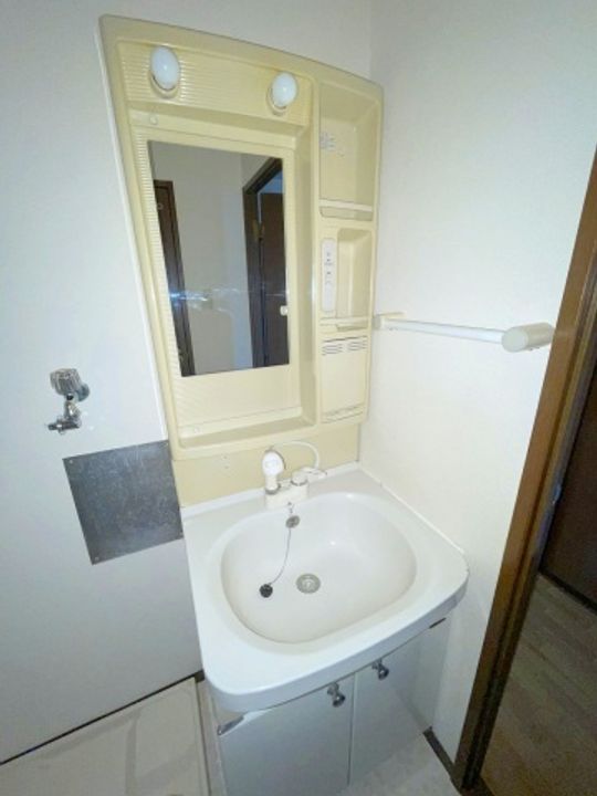 森本第8ビルの内装