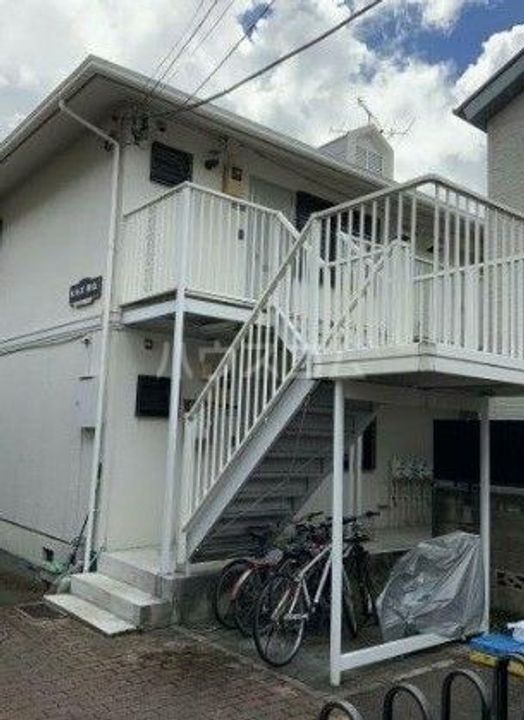 ヒルズ東山の外観