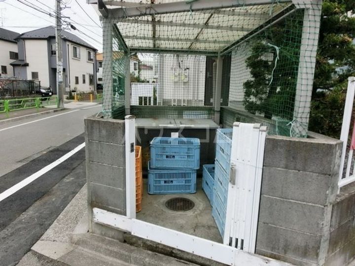 グランジュールA棟の地図