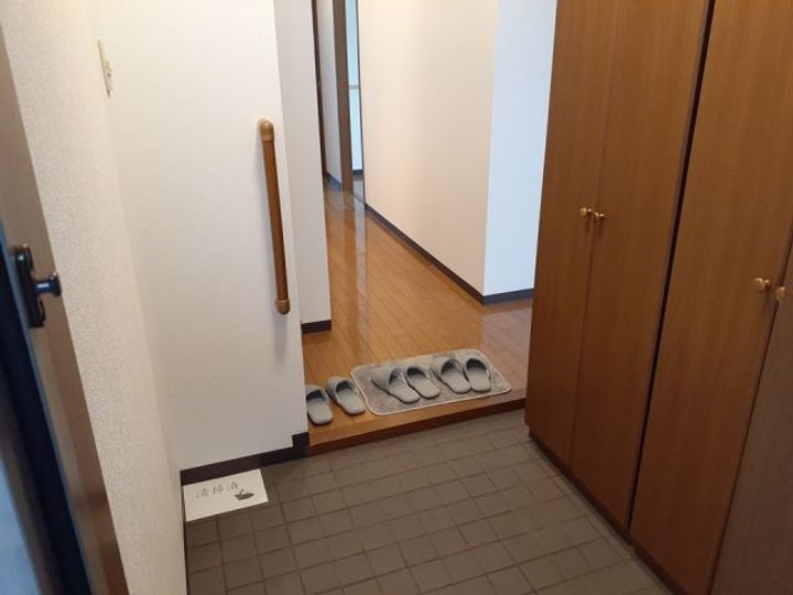 フレアグレイスの玄関