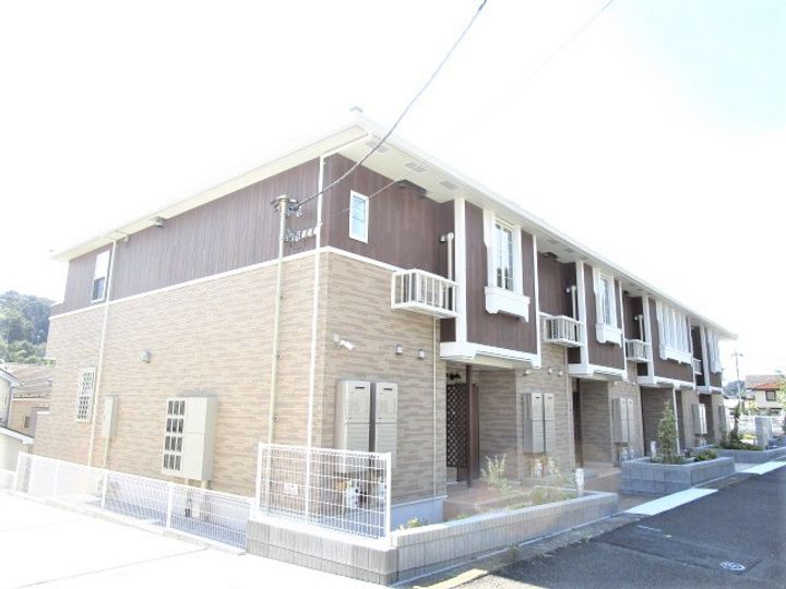 ニューリバーハウスの外観